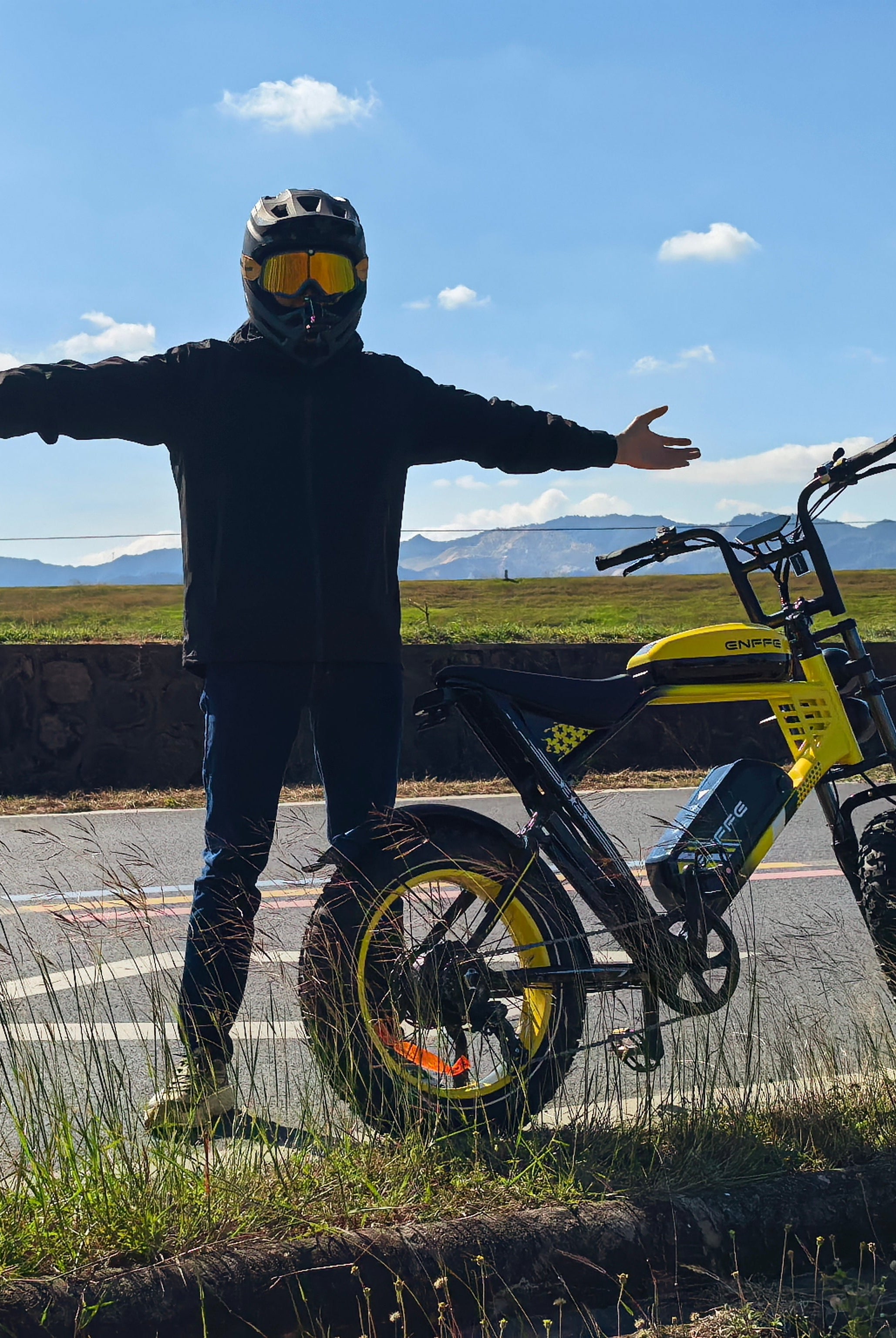 Beyond Commuting: Redefining the Multiple Possibilities of Riding with ENFFE ES2D