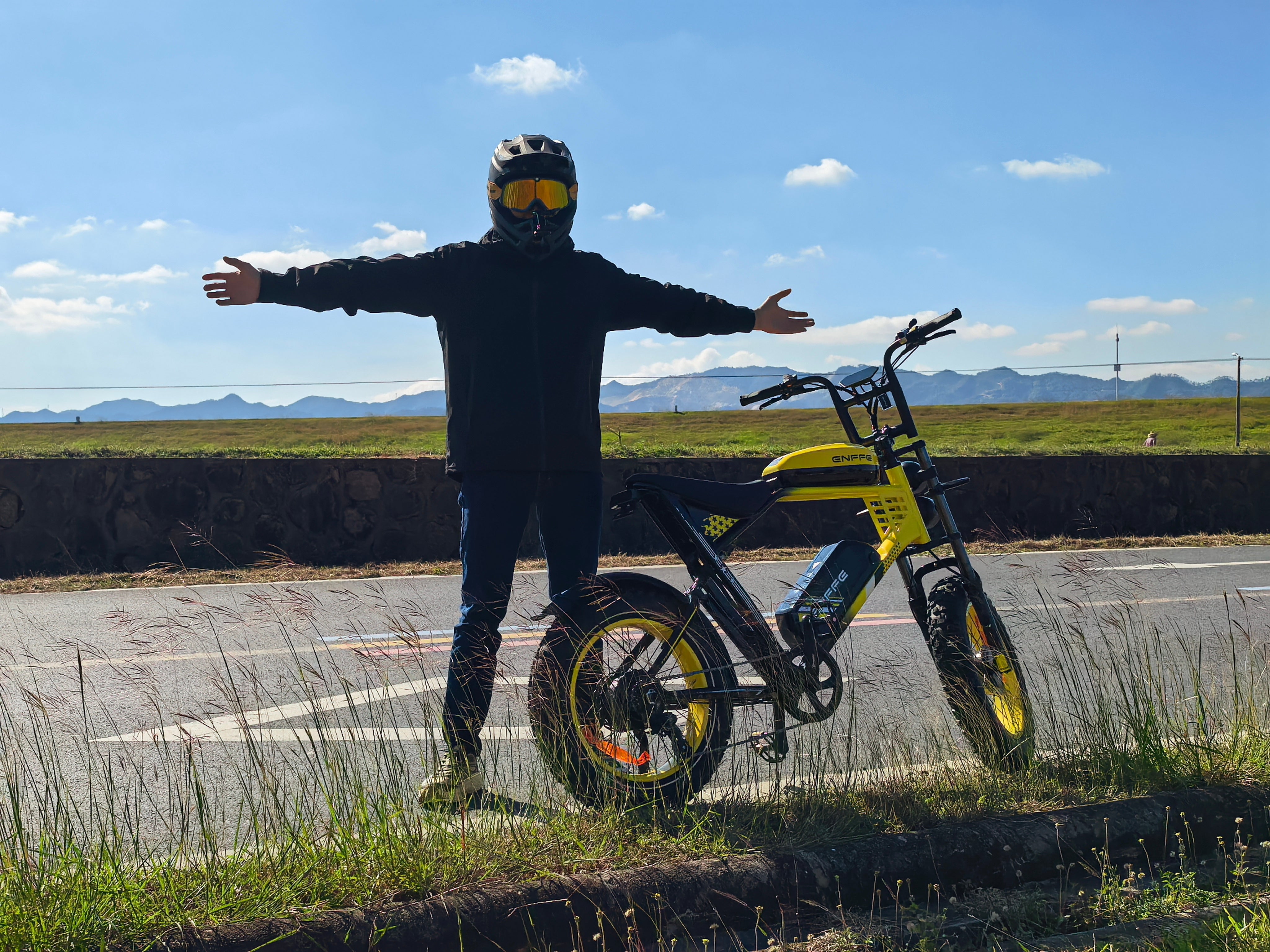 Beyond Commuting: Redefining the Multiple Possibilities of Riding with ENFFE ES2D